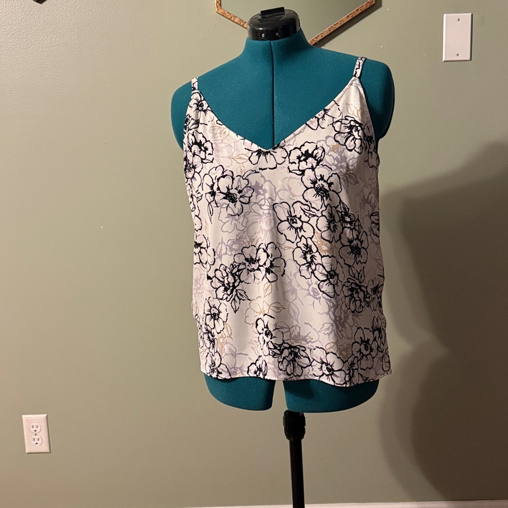 White House Black Market Floral Top with Black Cream and lilac.